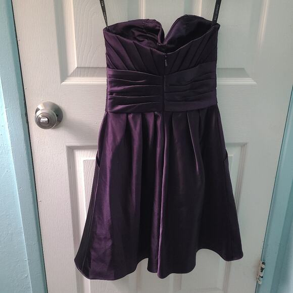 Bill Levkoff Womens Sz 2 Purple Satin Strapless Mini Dress Pleated Flowy Dress - Picture 4 of 5
